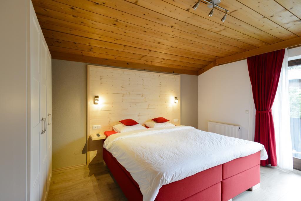 Haus Alpenblick Lofer Apartment Room photo