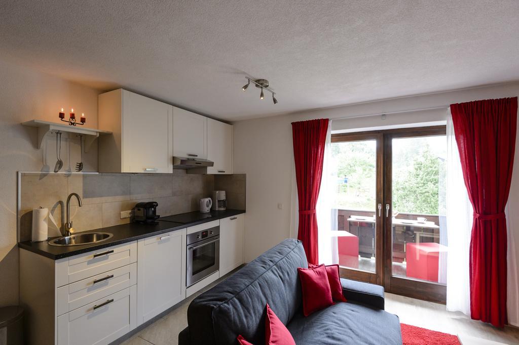 Haus Alpenblick Lofer Apartment Exterior photo