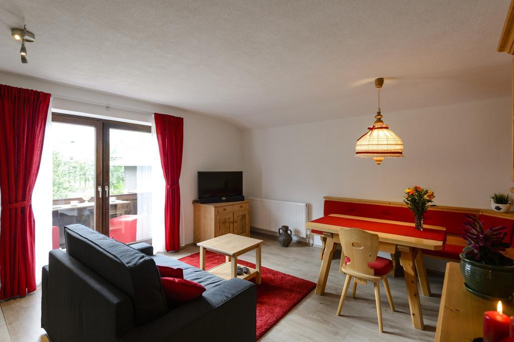 Haus Alpenblick Lofer Apartment Room photo