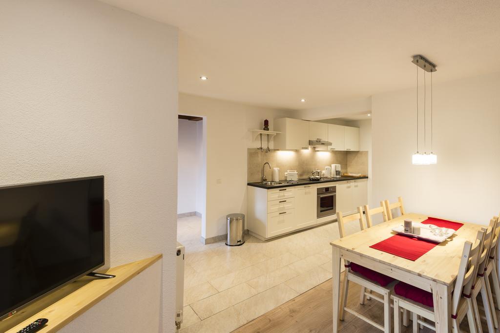 Haus Alpenblick Lofer Apartment Exterior photo