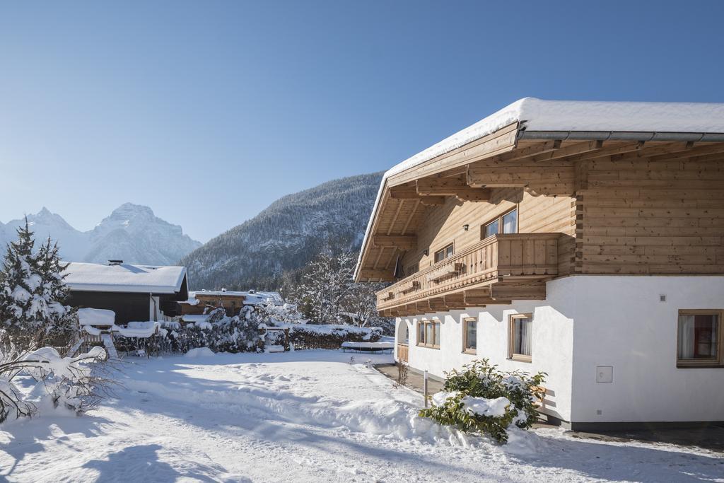 Haus Alpenblick Lofer Apartment Exterior photo