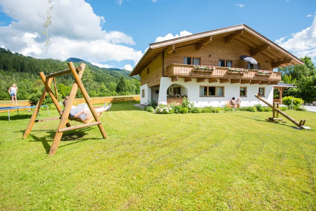 Haus Alpenblick Lofer Apartment Exterior photo