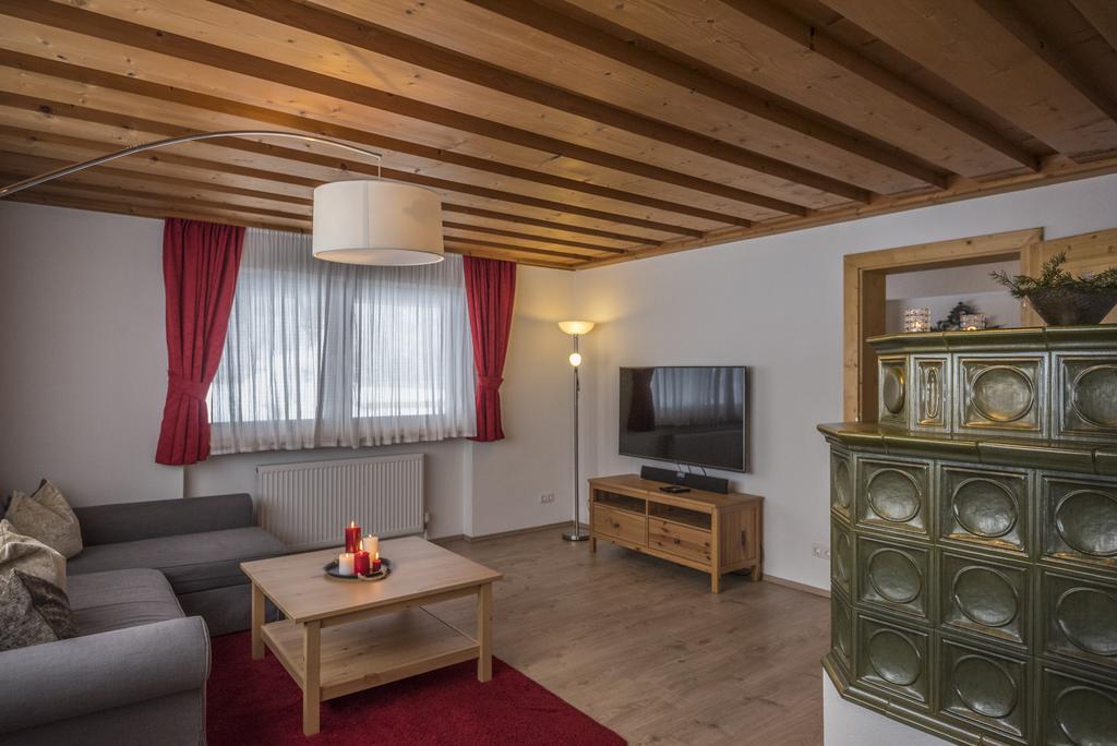 Haus Alpenblick Lofer Apartment Exterior photo